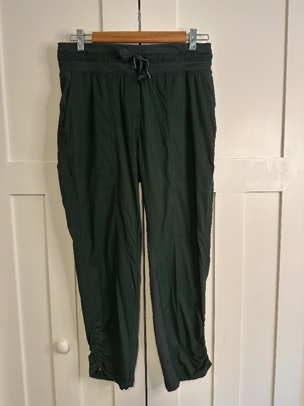 Lululemon Dance Studio Mid Rise Cropped Pant